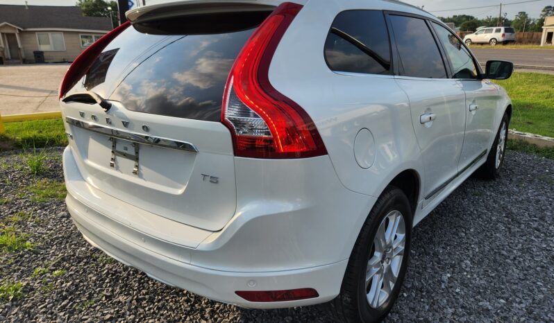 
								2016 Volvo XC60 full									