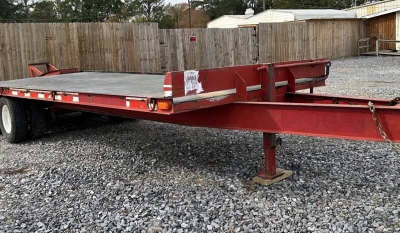 
								2011 ECONOLINE TRAILER full									